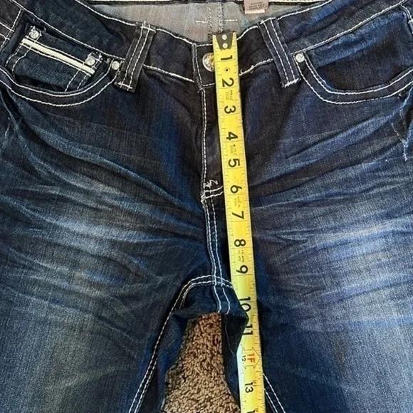 ND Weekend low rise Indigo Distressed Bling jean. Size 12. - Picture 8 of 10